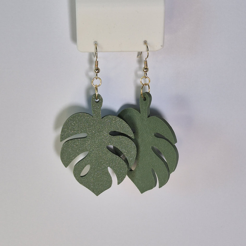 Monstera Leaf